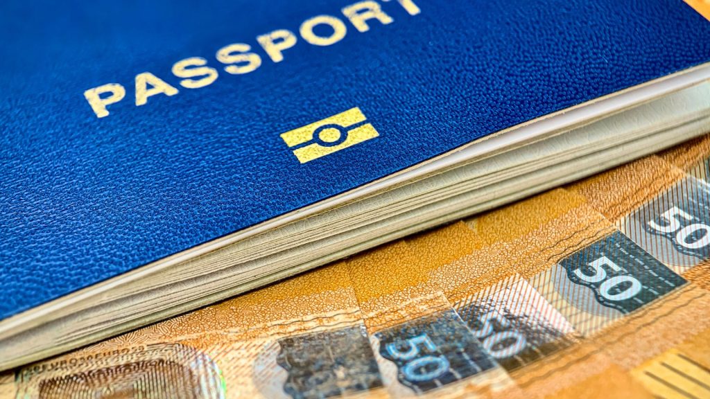 Cómo aprovechar las oportunidades de inversión en el extranjero